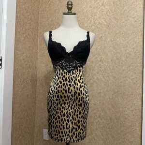 VTG Y2K 2000s VICTORIA'S SECRET CHEETAH LEOPARD ANIMAL PRINT MINI DRESS